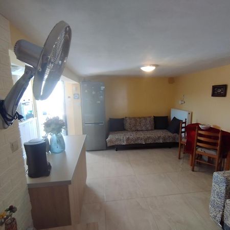 Sofia'S Sea View House Guest House วราโวนา ภายนอก รูปภาพ