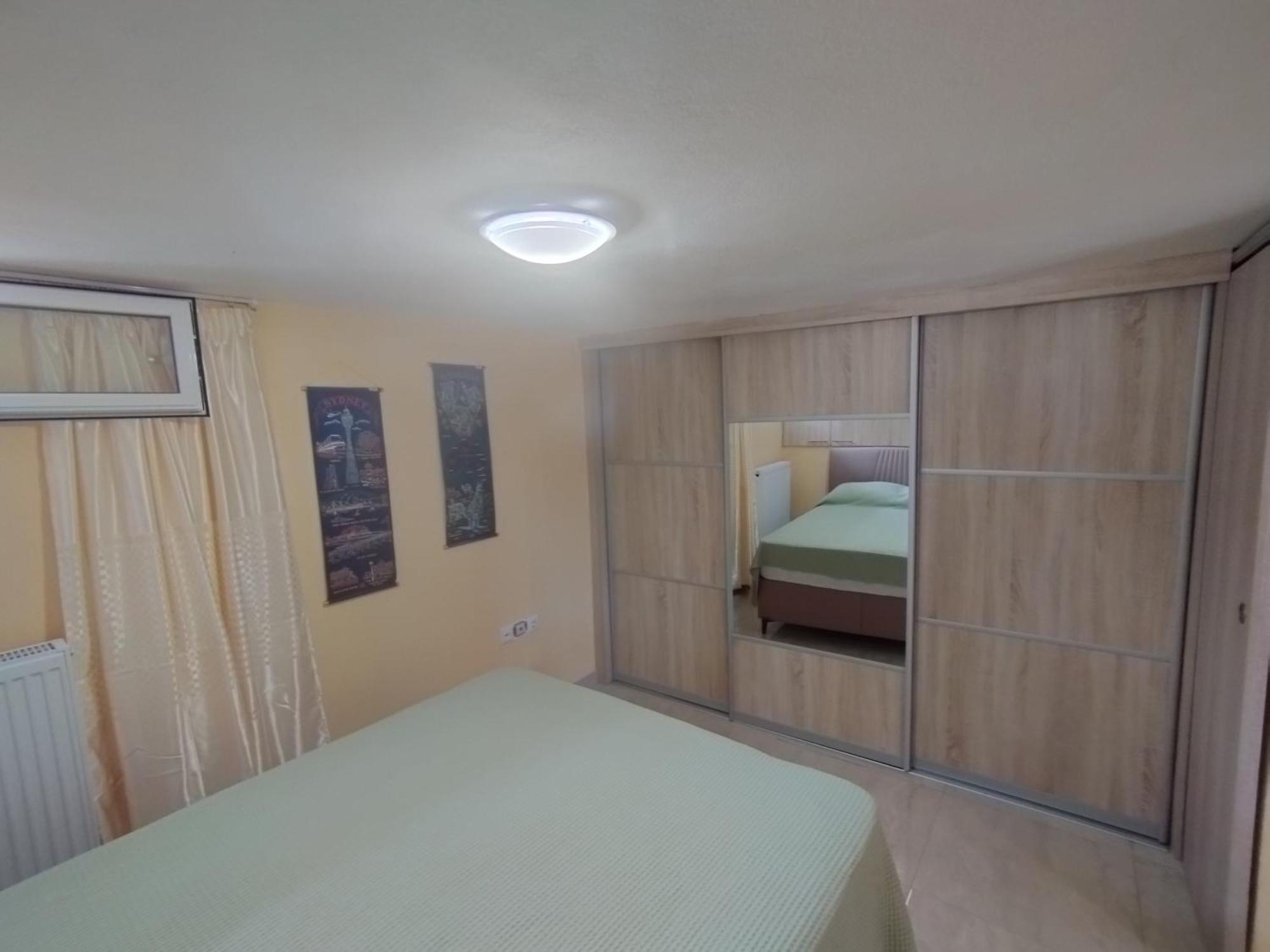 Sofia'S Sea View House Guest House วราโวนา ภายนอก รูปภาพ