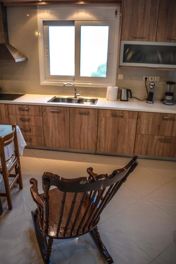 Sofia'S Sea View House Guest House วราโวนา ภายนอก รูปภาพ